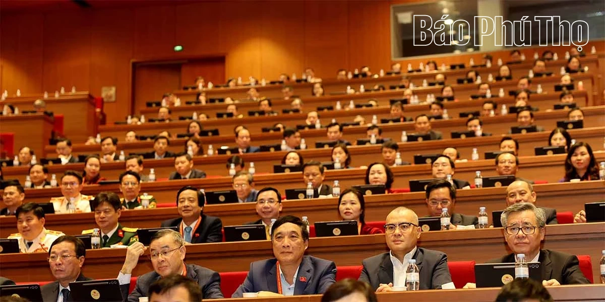 Thảo luận ở hội trường về các Văn kiện Đại hội