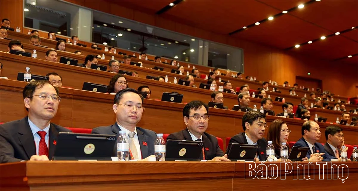 Thảo luận ở hội trường về các Văn kiện Đại hội