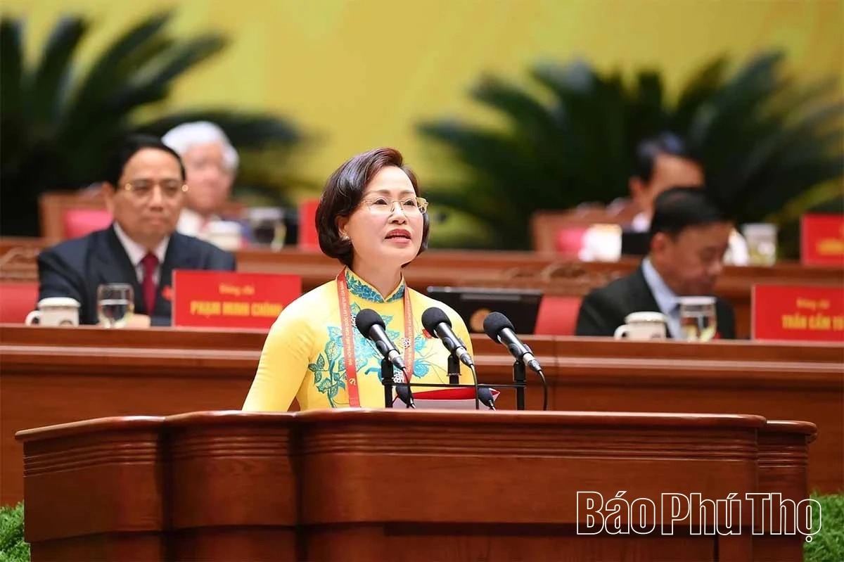 Thảo luận ở hội trường về các Văn kiện Đại hội