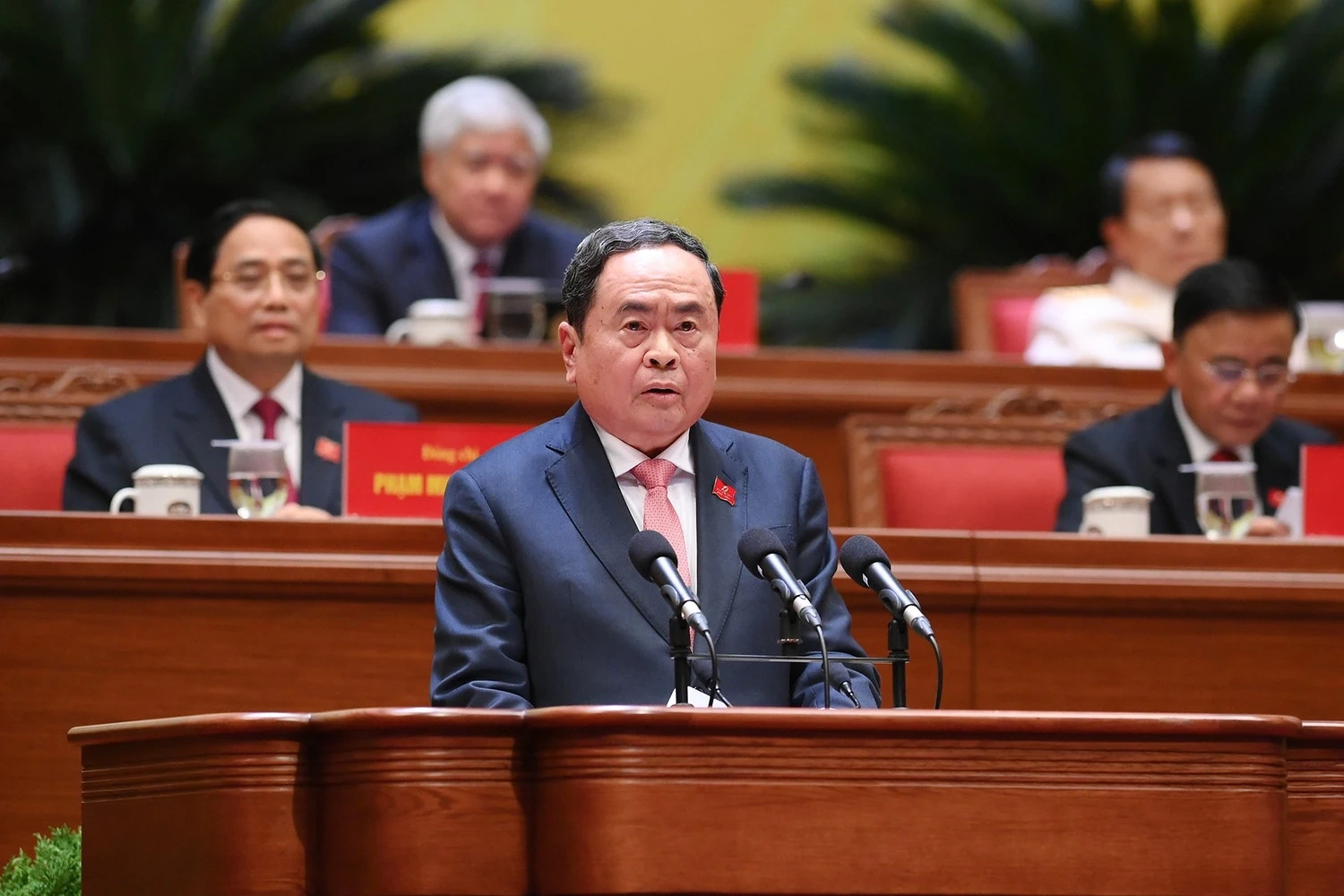 Bộ Chính trị, Ban Bí thư, Ban Chấp hành Trung ương khóa XIV ra mắt Đại hội