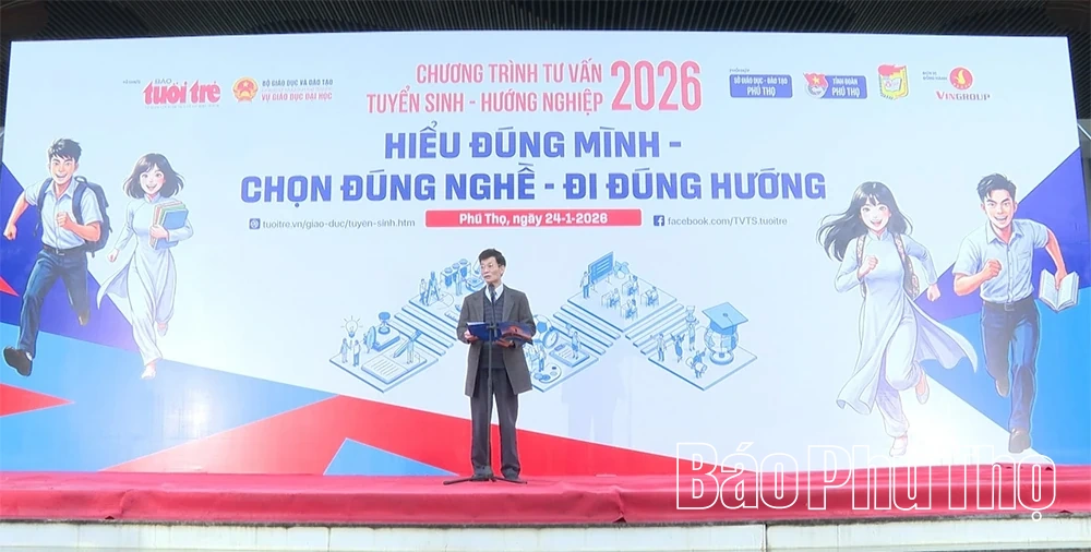 Tư vấn tuyển sinh, hướng nghiệp cho học sinh THPT Phú Thọ