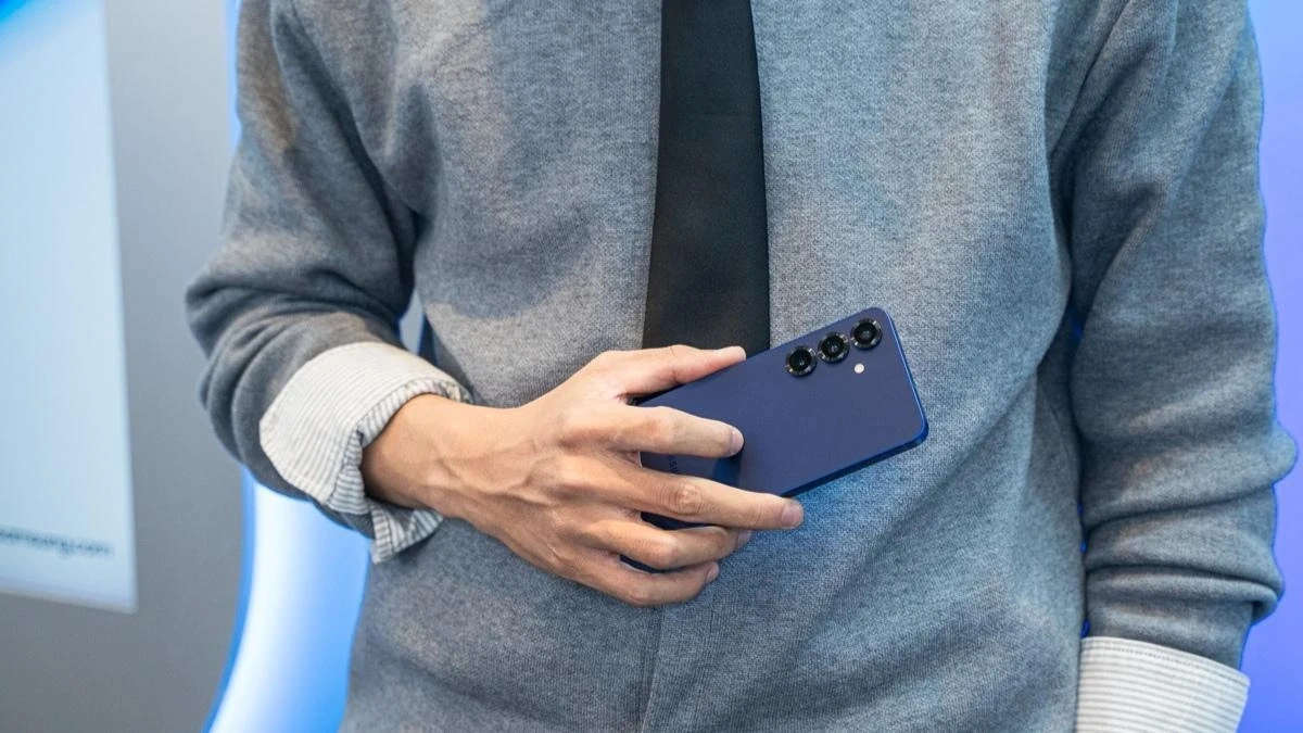 Có nên lên đời điện thoại Samsung S25 ngay lúc này không