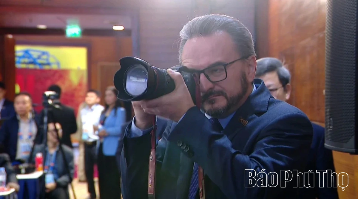 Tự hào tác nghiệp trong ngày hội lớn