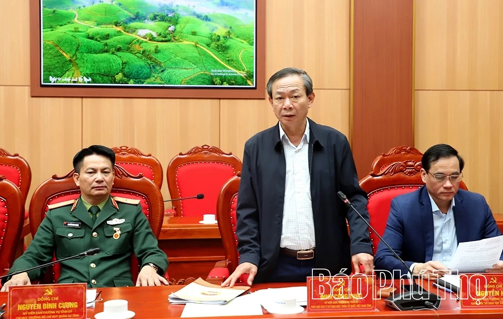 Cho ý kiến về công tác nhân sự chuẩn bị bầu cử và các nghị quyết, đề án phát triển kinh tế - xã hội chiến lược