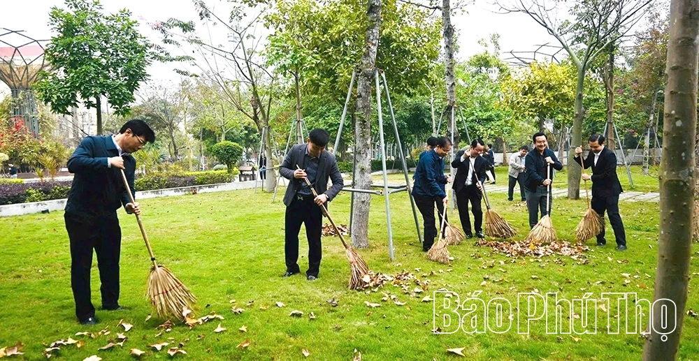 Phường Vĩnh Phúc phát động toàn dân tham gia vệ sinh môi trường