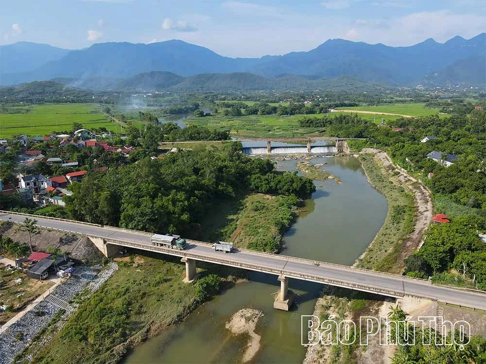Công trình trăm năm chưa bao giờ ngừng chảy