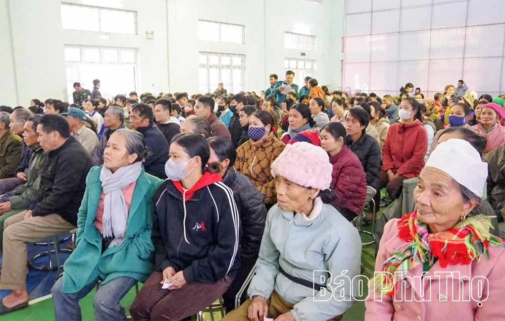 “Xuân đoàn kết, Tết thắm tình quân dân”