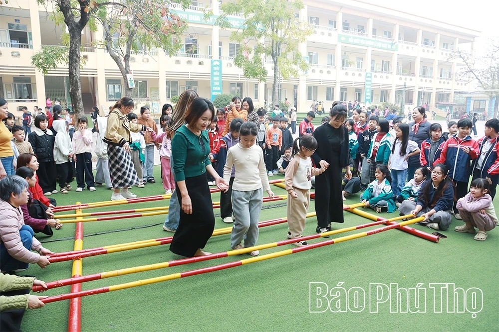 Trường Tiểu học Phúc Thắng - Điển hình trong phong trào thi đua yêu nước