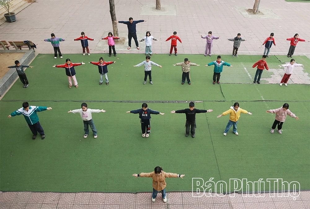 Trường Tiểu học Phúc Thắng - Điển hình trong phong trào thi đua yêu nước