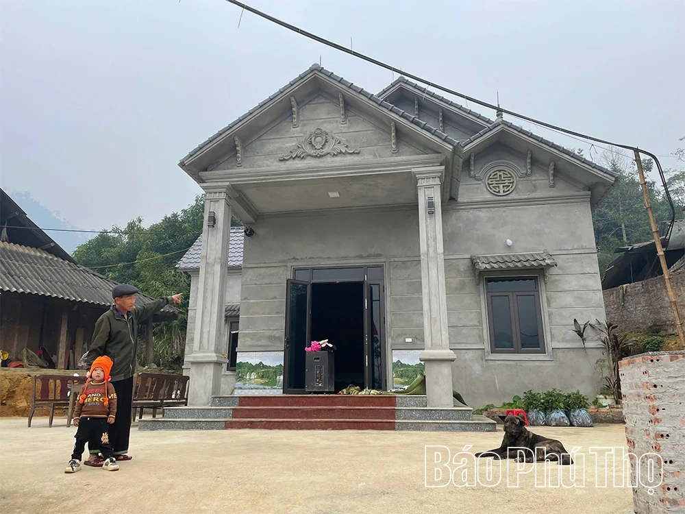 Chuyển đổi sản xuất mở hướng thoát nghèo ở xã Thu Cúc