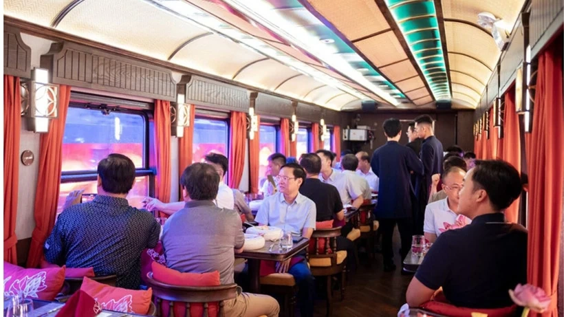 Du lịch xuyên Việt bằng tàu hỏa: Hành trình trải nghiệm chậm rãi và giàu cảm xúc