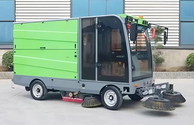 TOP 5 xe quét rác công nghiệp: Chính hãng, Chất lượng, Hiệu quả