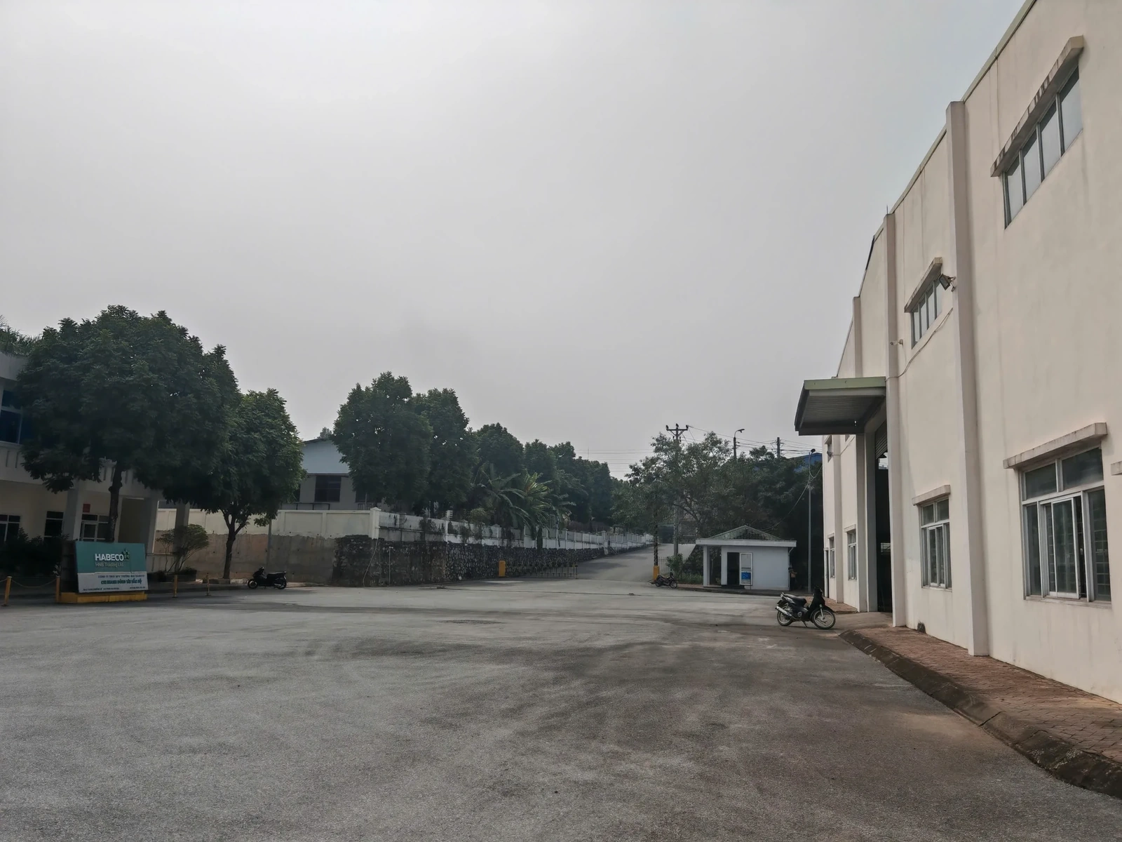 Tổng công ty cổ phần Bia – Rượu – Nước giải khát Hà Nội tìm kiếm đối tác thuê kho, văn phòng