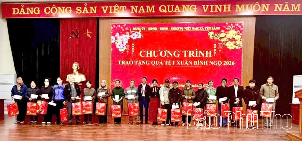 Công ty TNHH Xây dựng và Thương mại Thân Hà trao 600 suất quà “Xuân ấm áp - Tết yêu thương