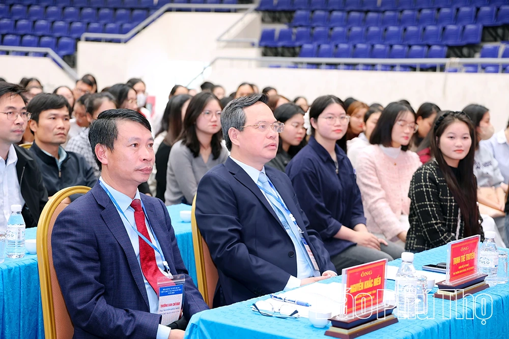 Khai mạc Kỳ xét tuyển viên chức ngành Giáo dục tỉnh Phú Thọ