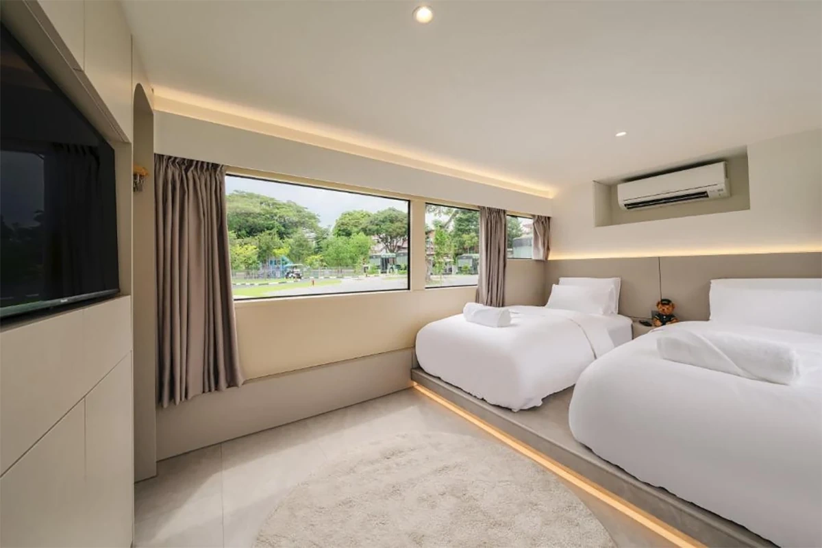 Bên trong khách sạn trên xe buýt ở Singapore