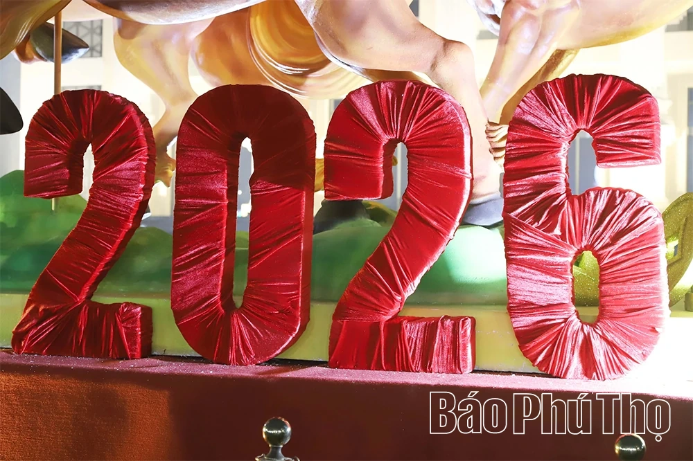 Linh vật chào đón năm mới Bính Ngọ