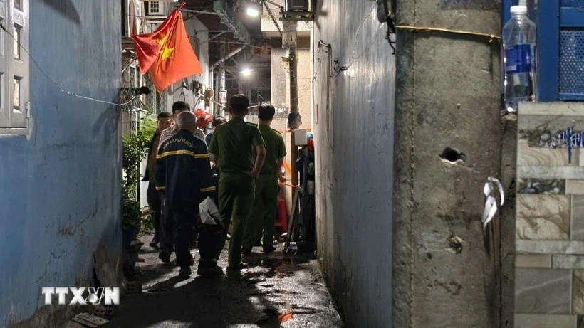 Cháy nhà ở Thành phố Hồ Chí Minh khiến 3 mẹ con tử vong