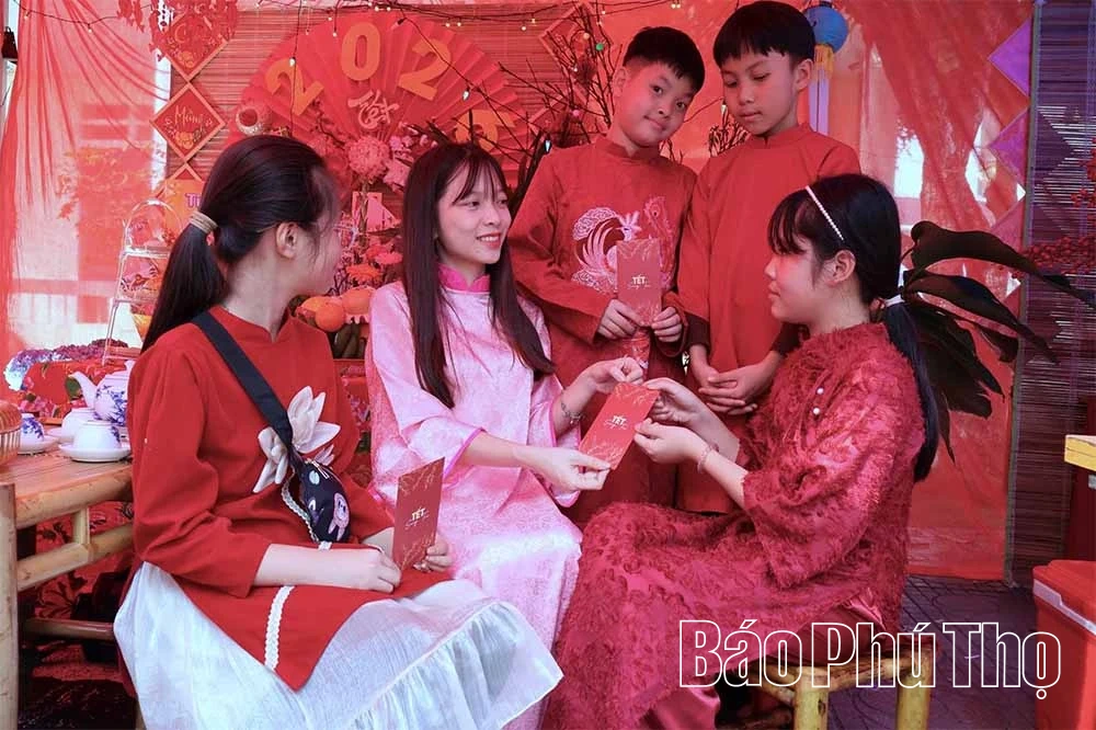 Mừng tuổi - nét đẹp văn hóa truyền thống ngày Xuân