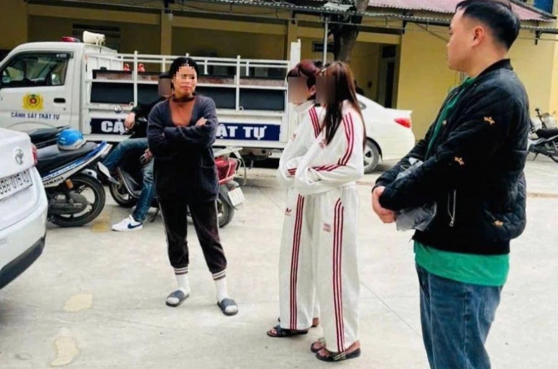 Khởi tố 8 bị can liên quan vụ mua bán người dưới 16 tuổi tại quán karaoke