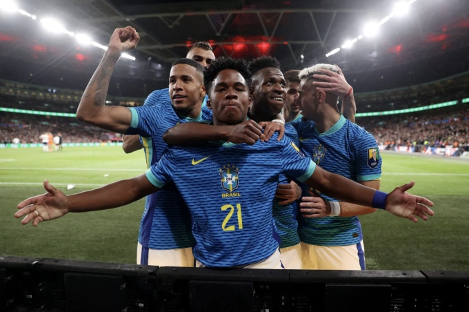 Đằng sau sự bùng nổ của Endrick trên đất Pháp