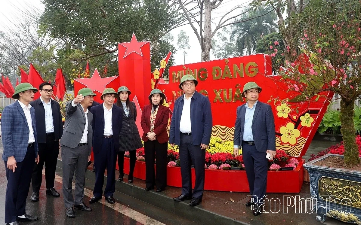 Provincial Chairman Tran Duy Dong Inspects Urban Beautification for Lunar New Year