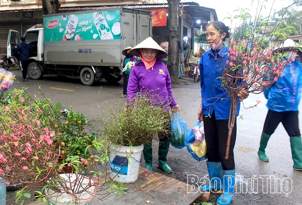 Hương vị Tết từ những phiên chợ quê