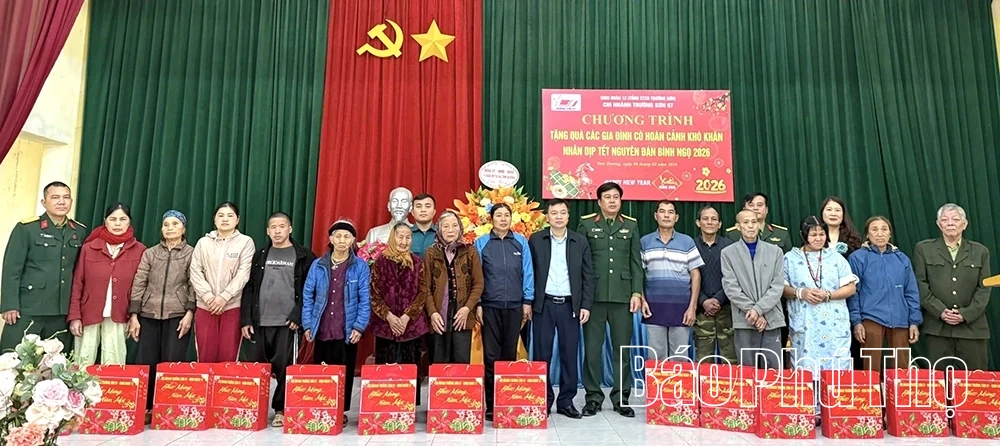 Chung tay chăm lo Tết cho người nghèo