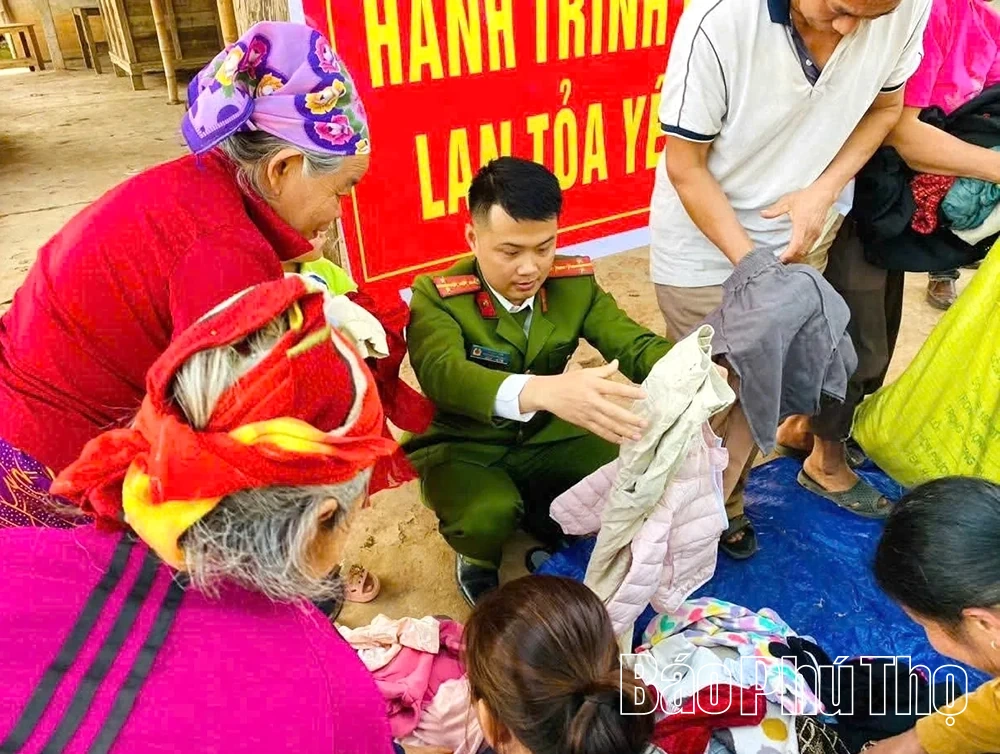 Gắn kết nghĩa tình, sẻ chia với cộng đồng