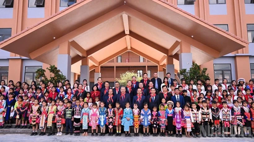 Xuân vươn mình - Khí thế mới từ tư duy mới