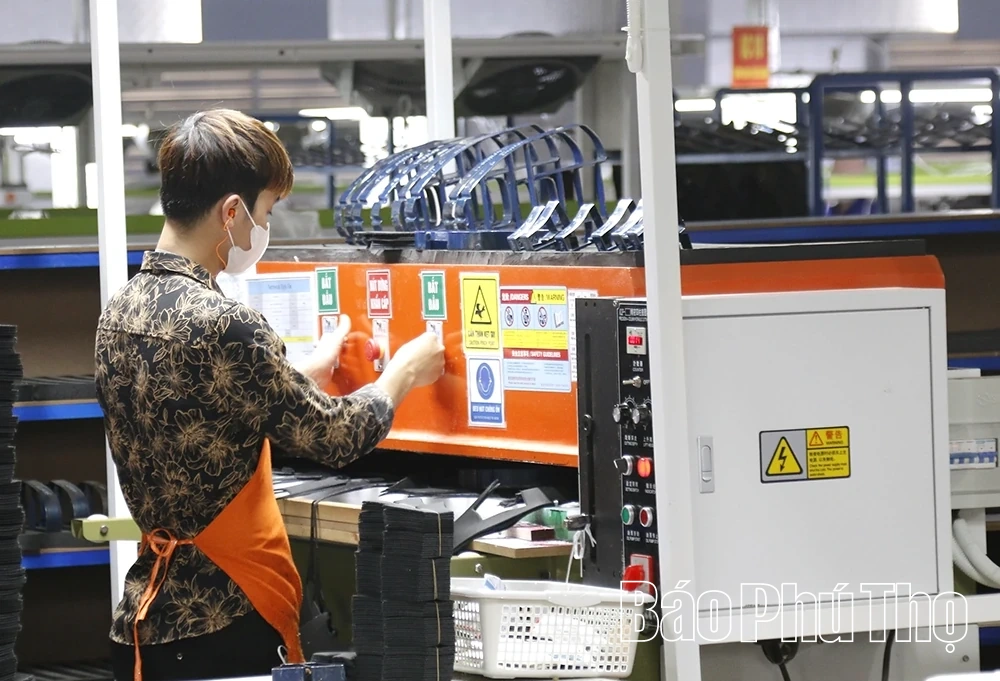 Thêm cơ hội việc làm cho lao động xã Tân Sơn