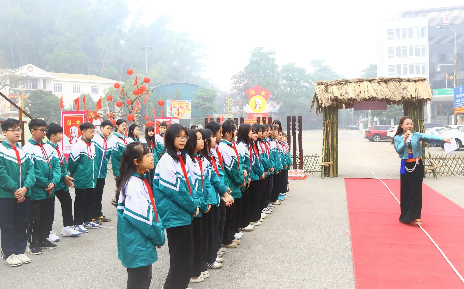 Về đất Mường đón Tết xưa