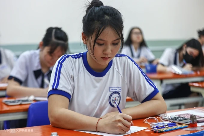 Bộ Giáo dục chốt bỏ xét riêng học bạ, siết điểm cộng IELTS