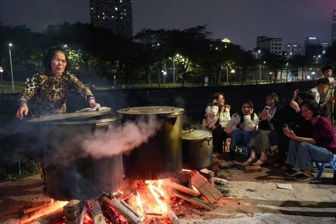 Mùng 1 Tết miền Bắc chuyển rét, miền Trung có mưa