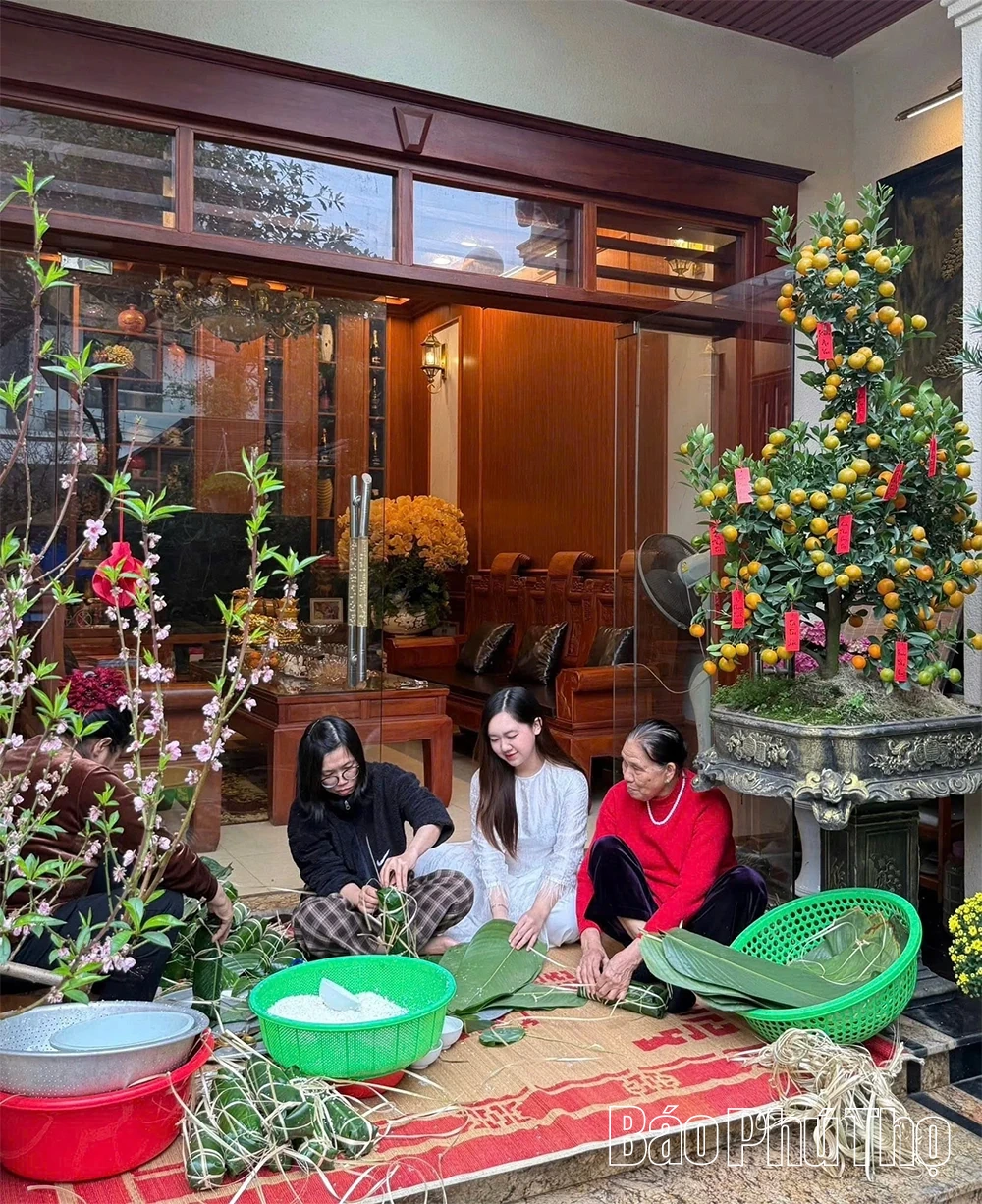 Giữ hồn Tết Việt trong xã hội hiện đại