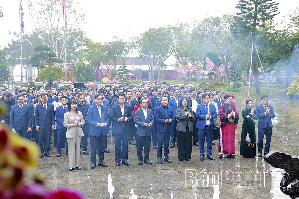 Lễ giỗ Tổ Mẫu Âu Cơ ngày “Tiên thăng”