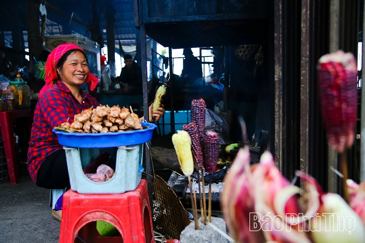 Sắc Xuân trên đèo Đá Trắng