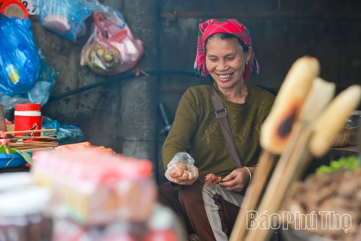 Sắc Xuân trên đèo Đá Trắng
