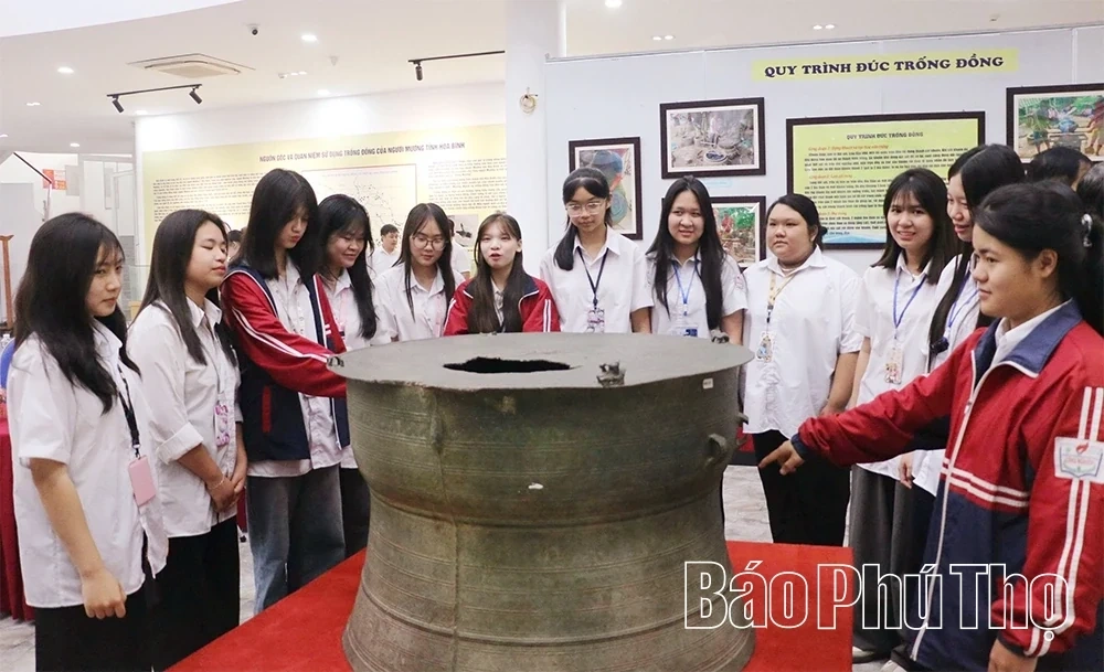 The Echoes of Muong Bronze Drums