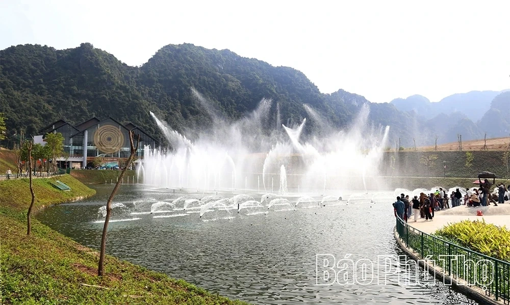 The Unique Charm of Tien pagode Festival
