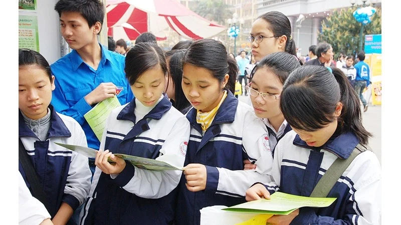 Con đường vào đại học bớt “dễ dãi” hơn