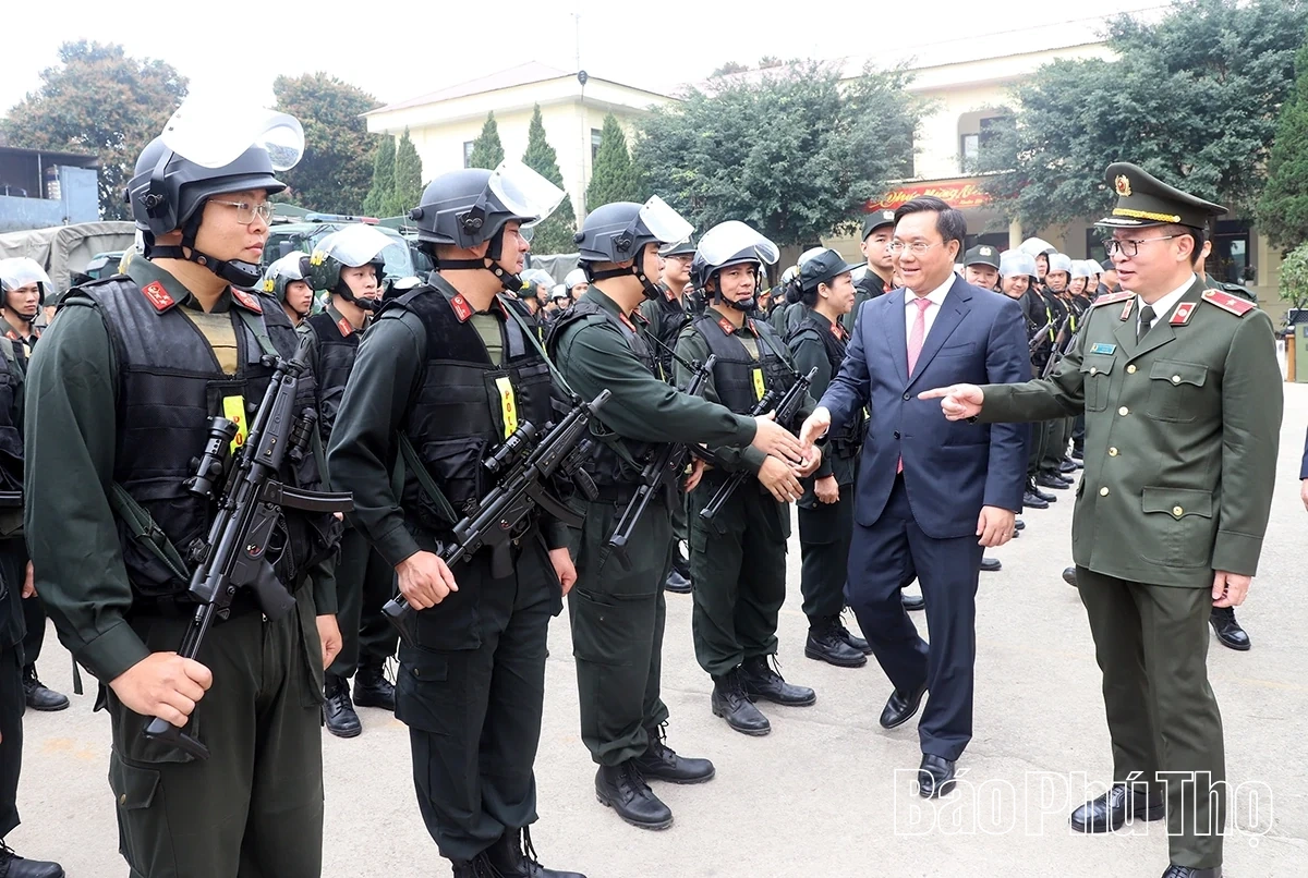 Đảm bảo an ninh, an toàn cho Nhân dân vui đón Tết Bính Ngọ