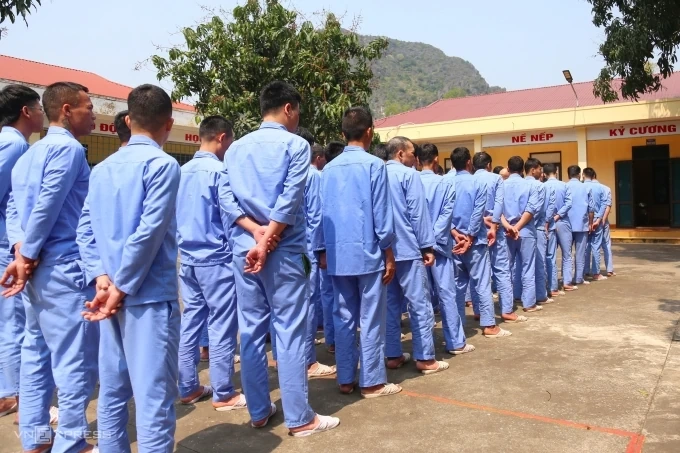 Người nghiện ma túy sẽ bị giám sát bằng vòng đeo điện tử như thế nào?