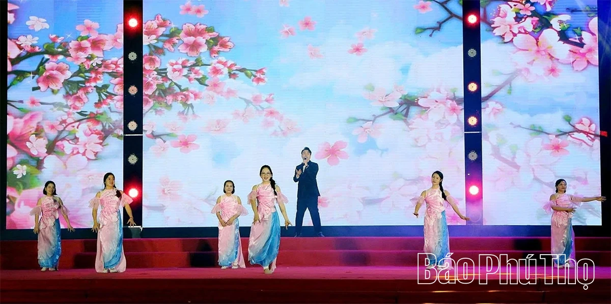 Giao lưu văn nghệ mừng Đảng, mừng Xuân