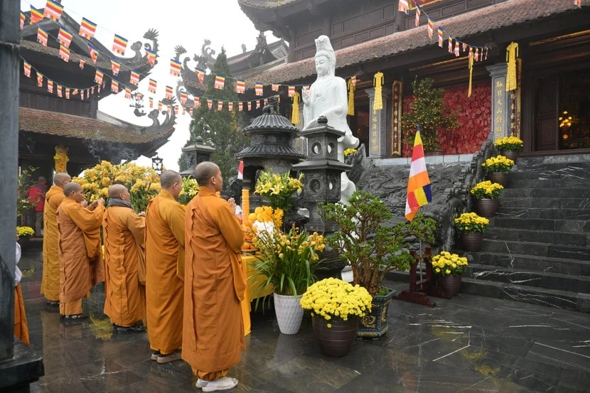 Độc đáo hội xuân “Mở Cổng trời” 2026 tại Fansipan