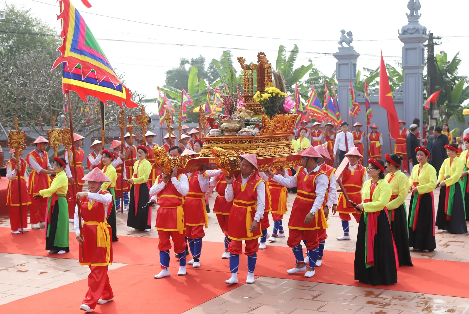 Độc đáo lễ hội rước ông Khiu, bà Khiu