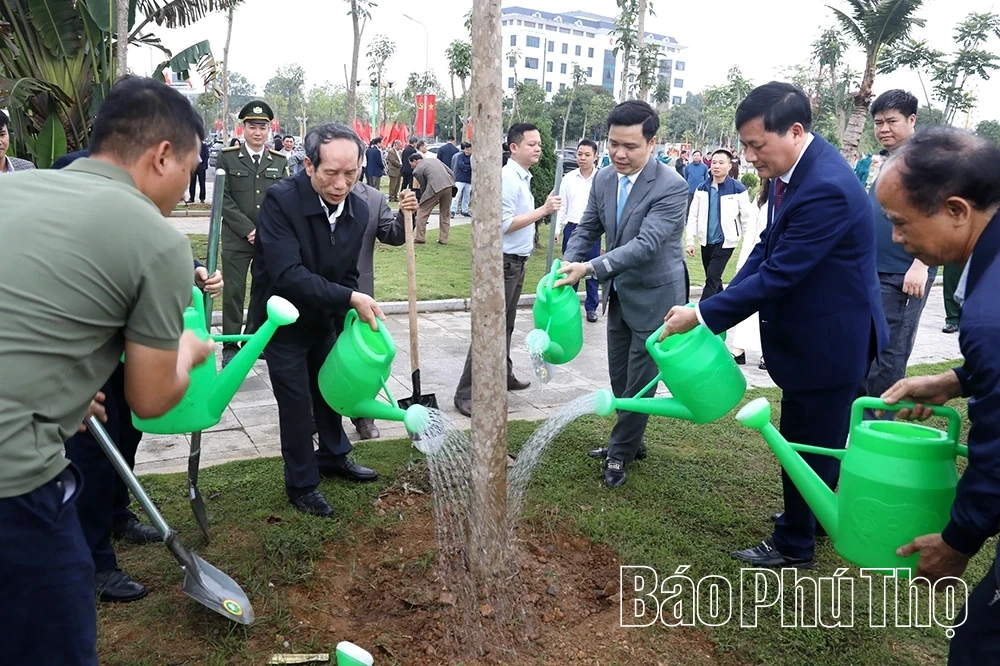 Phường Hòa Bình phát động “Tết trồng cây đời đời nhớ ơn Bác Hồ”
