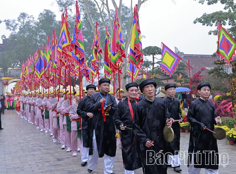 Lễ dâng hương tưởng niệm Tổ Mẫu Âu Cơ năm Bính Ngọ