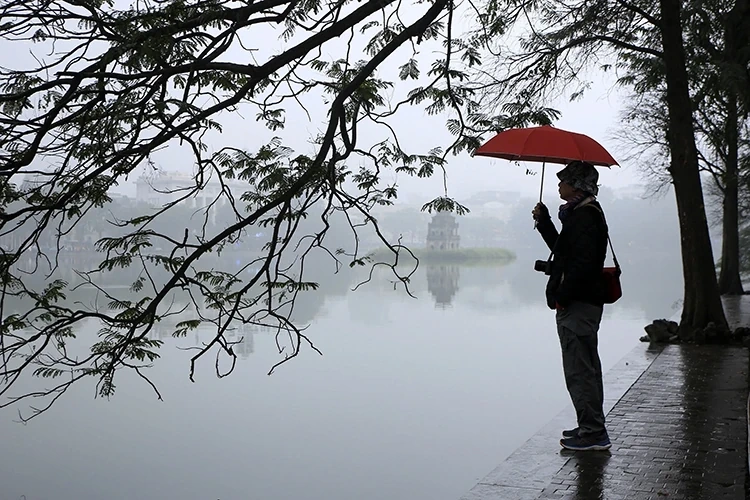 Thời tiết 23/2: Bắc Bộ sáng sớm có sương mù, Nam Bộ có nơi nắng nóng