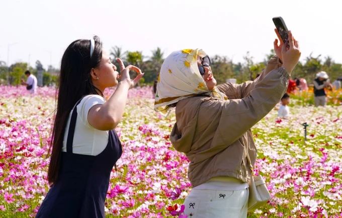 Giải cứu làn da break-out do ăn ngủ thất thường dịp Tết